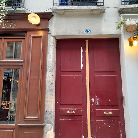 Cosy 2 Pieces Typiquement Parisien A Notre-Dame Apartment ภายนอก รูปภาพ