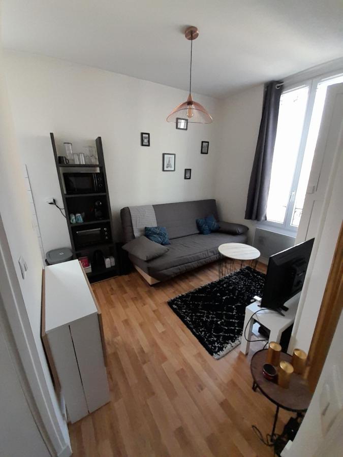 Cosy 2 Pieces Typiquement Parisien A Notre-Dame Apartment ภายนอก รูปภาพ