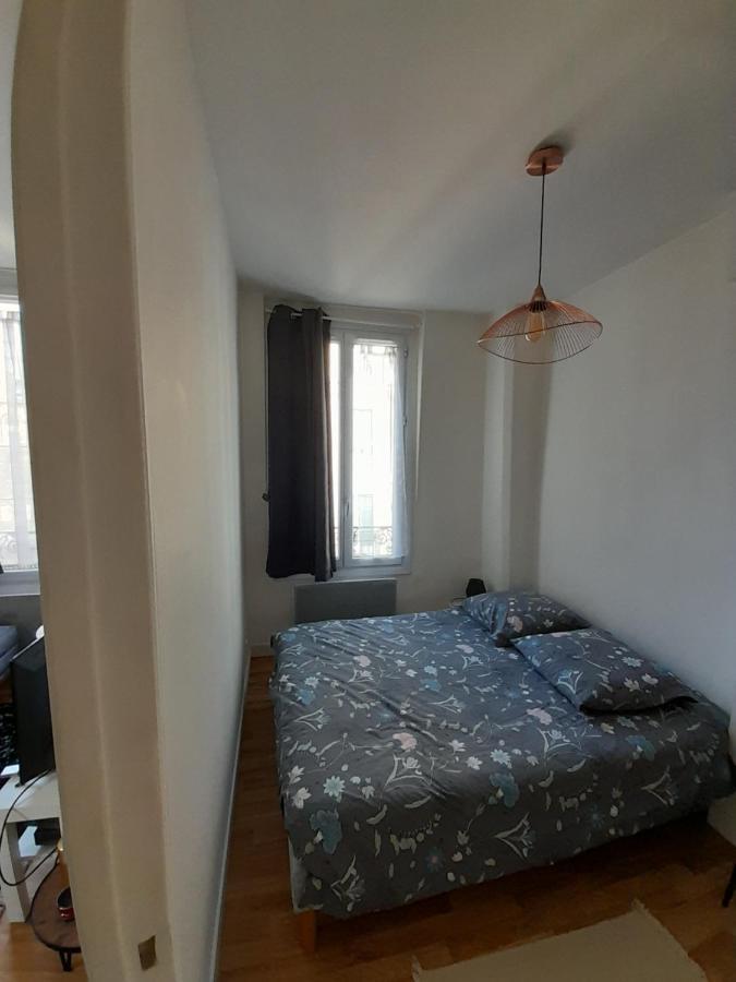 Cosy 2 Pieces Typiquement Parisien A Notre-Dame Apartment ภายนอก รูปภาพ