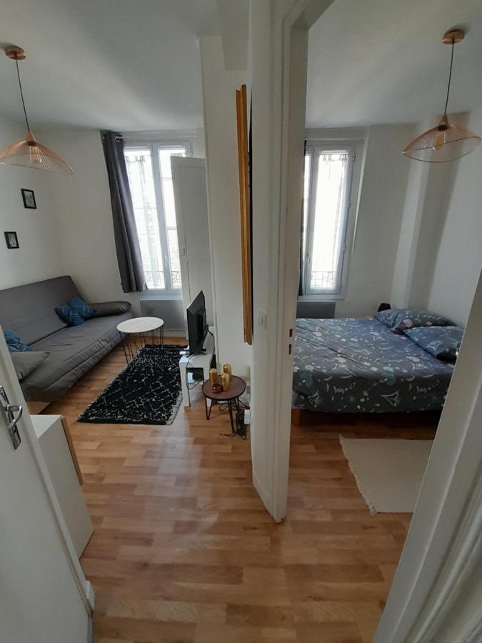 Cosy 2 Pieces Typiquement Parisien A Notre-Dame Apartment ภายนอก รูปภาพ