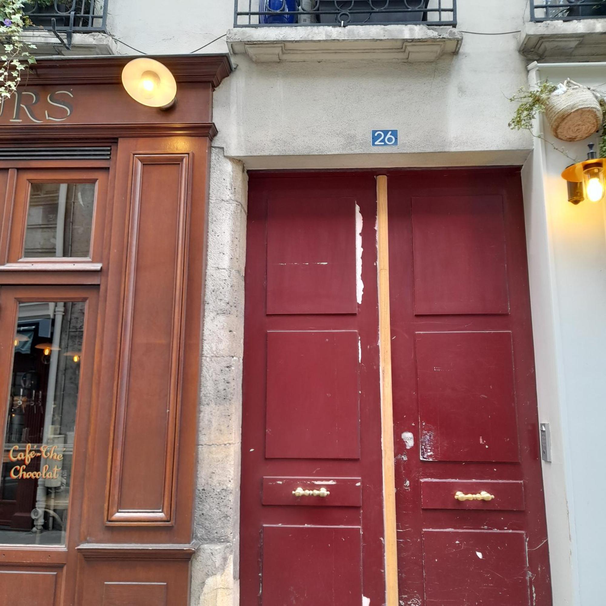Cosy 2 Pieces Typiquement Parisien A Notre-Dame Apartment ภายนอก รูปภาพ